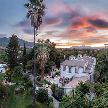 Alhaurín el Grande Cortijo Andaluz Bed & Breakfast エクステリア 写真