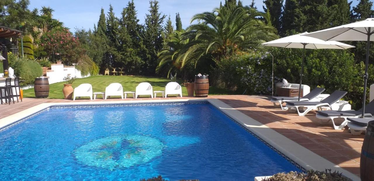 Alhaurín el Grande Cortijo Andaluz Bed & Breakfast エクステリア 写真
